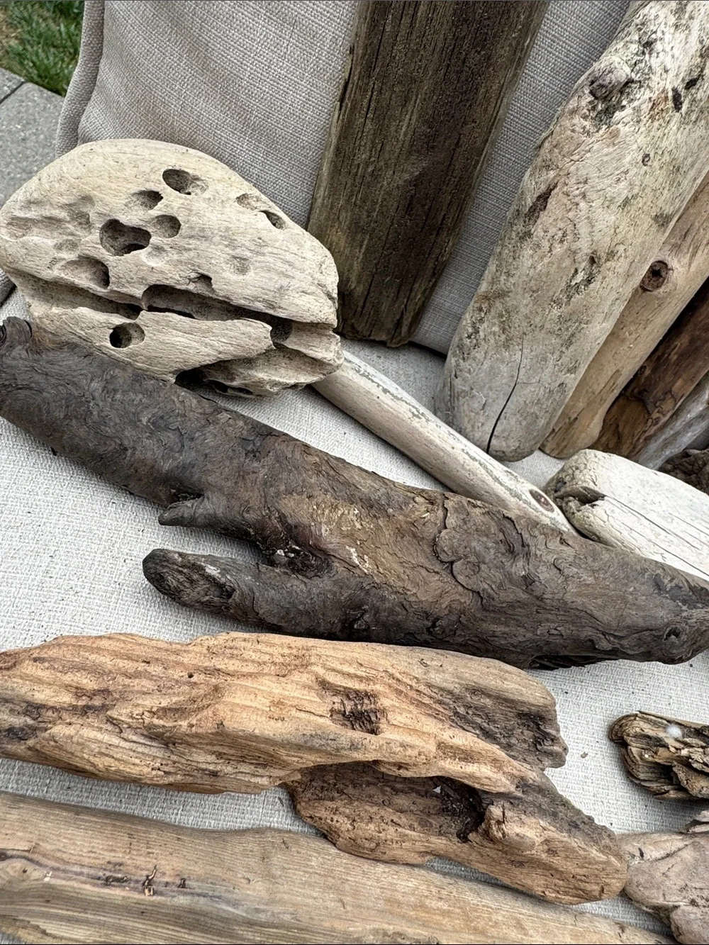 35 pcs (5lbs shipped) Natural Driftwood Pieces for decor, arts, crafts, projects